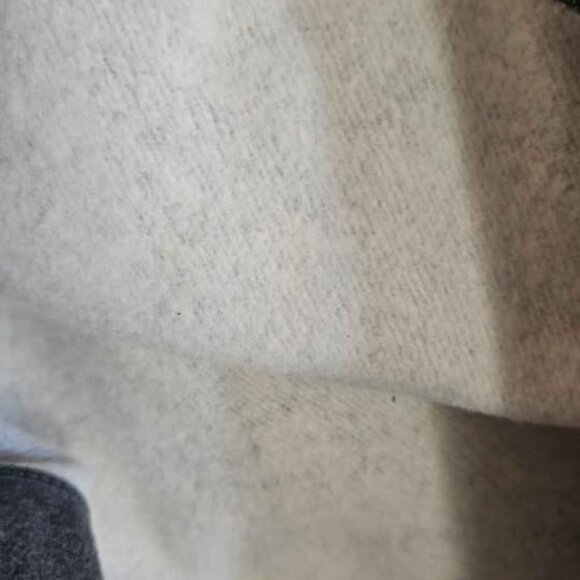 Reebok Hoodie - Picture 2 of 3